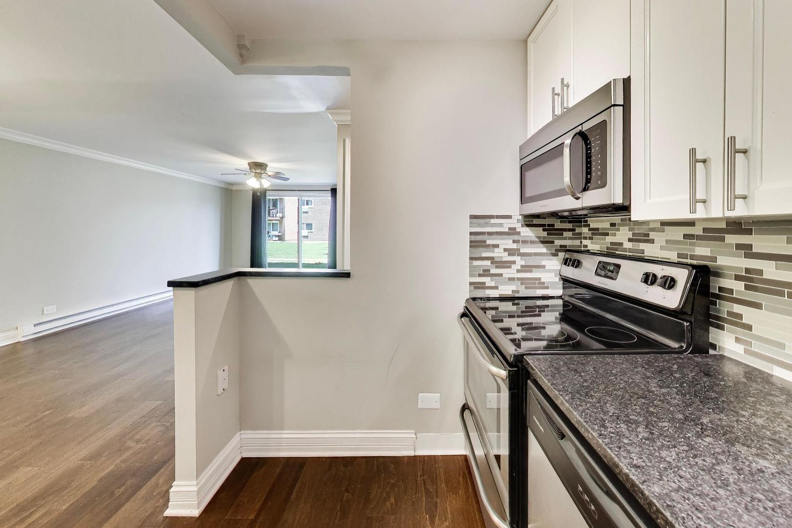 919 N Boxwood Drive Unit: 108