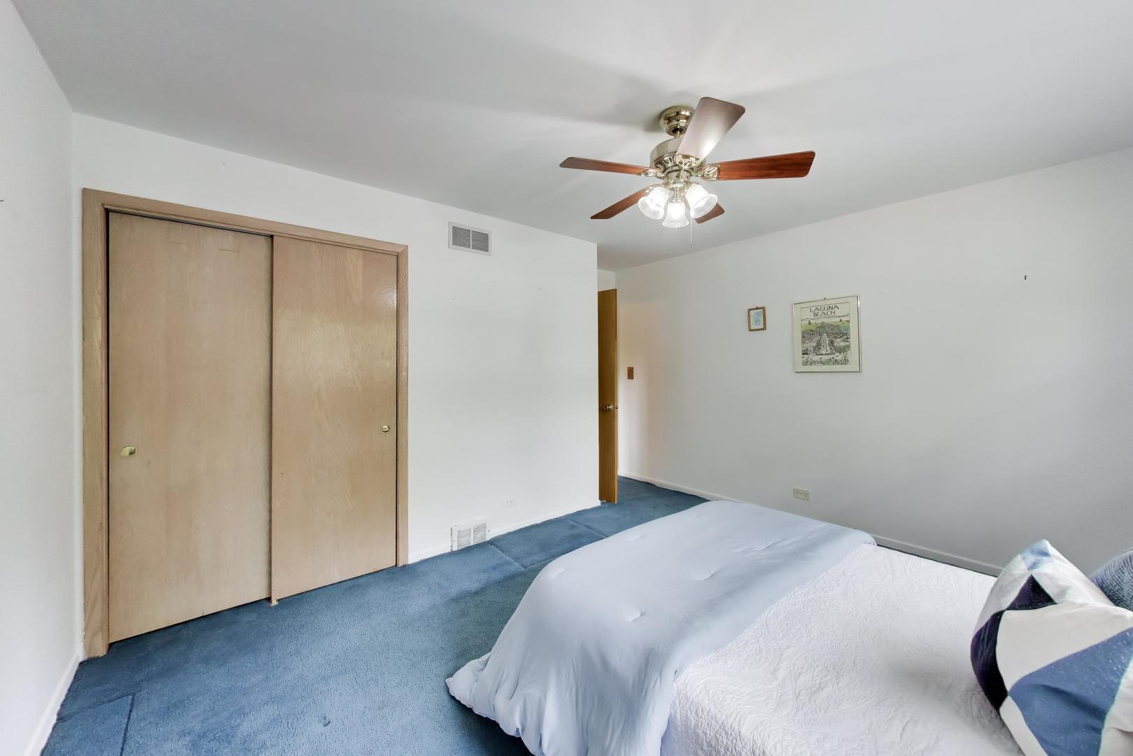 803 E Valley Lane