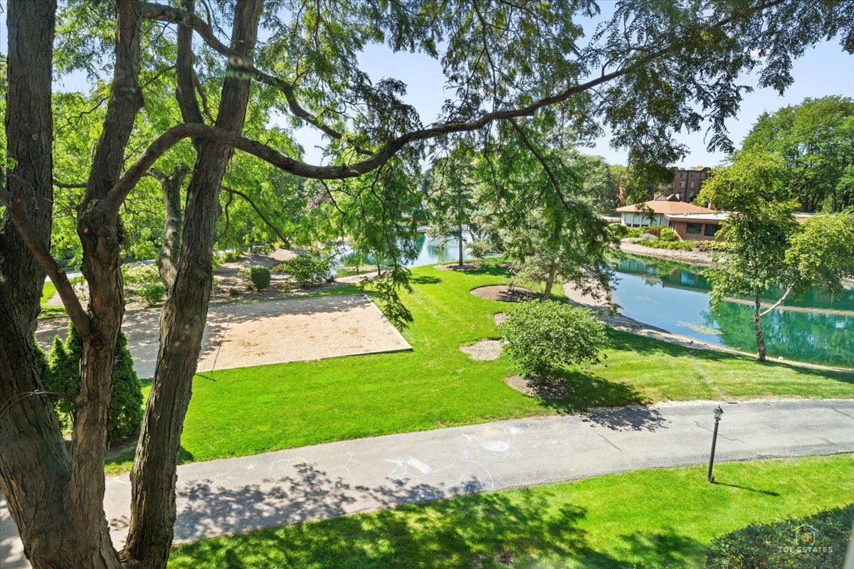 1206 S New Wilke Road Unit: 306