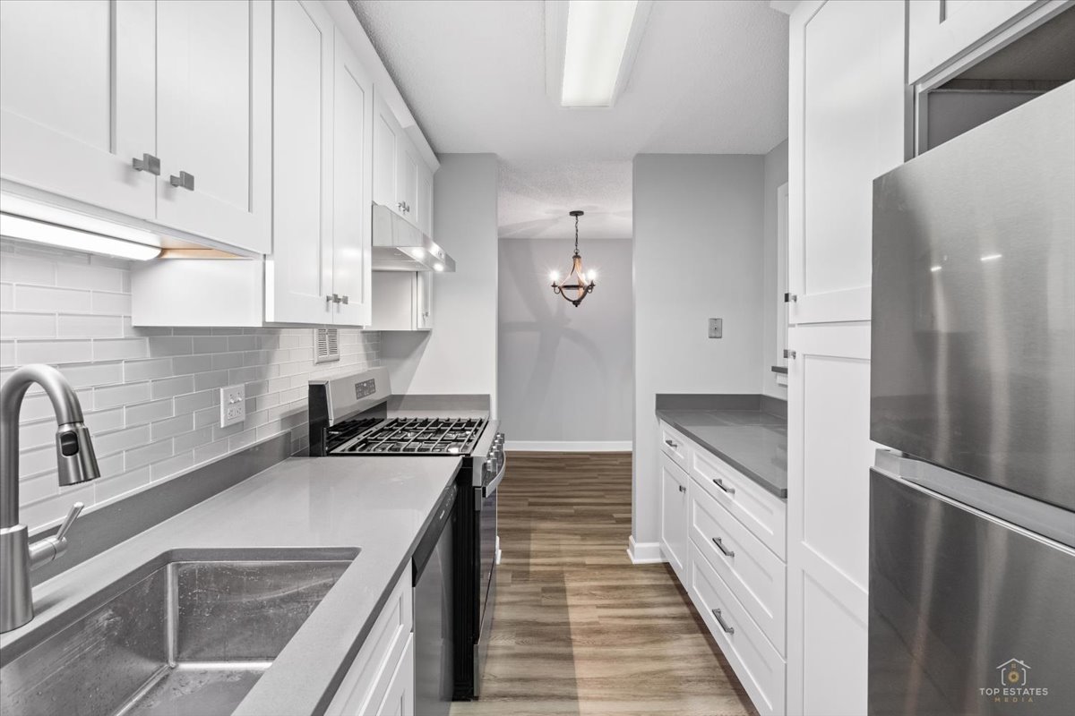 1206 S New Wilke Road Unit: 306