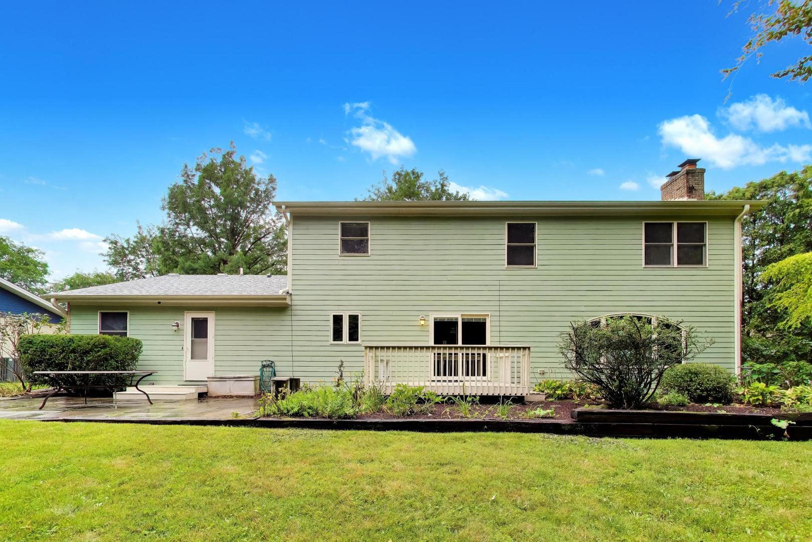 2302 Lisa Court