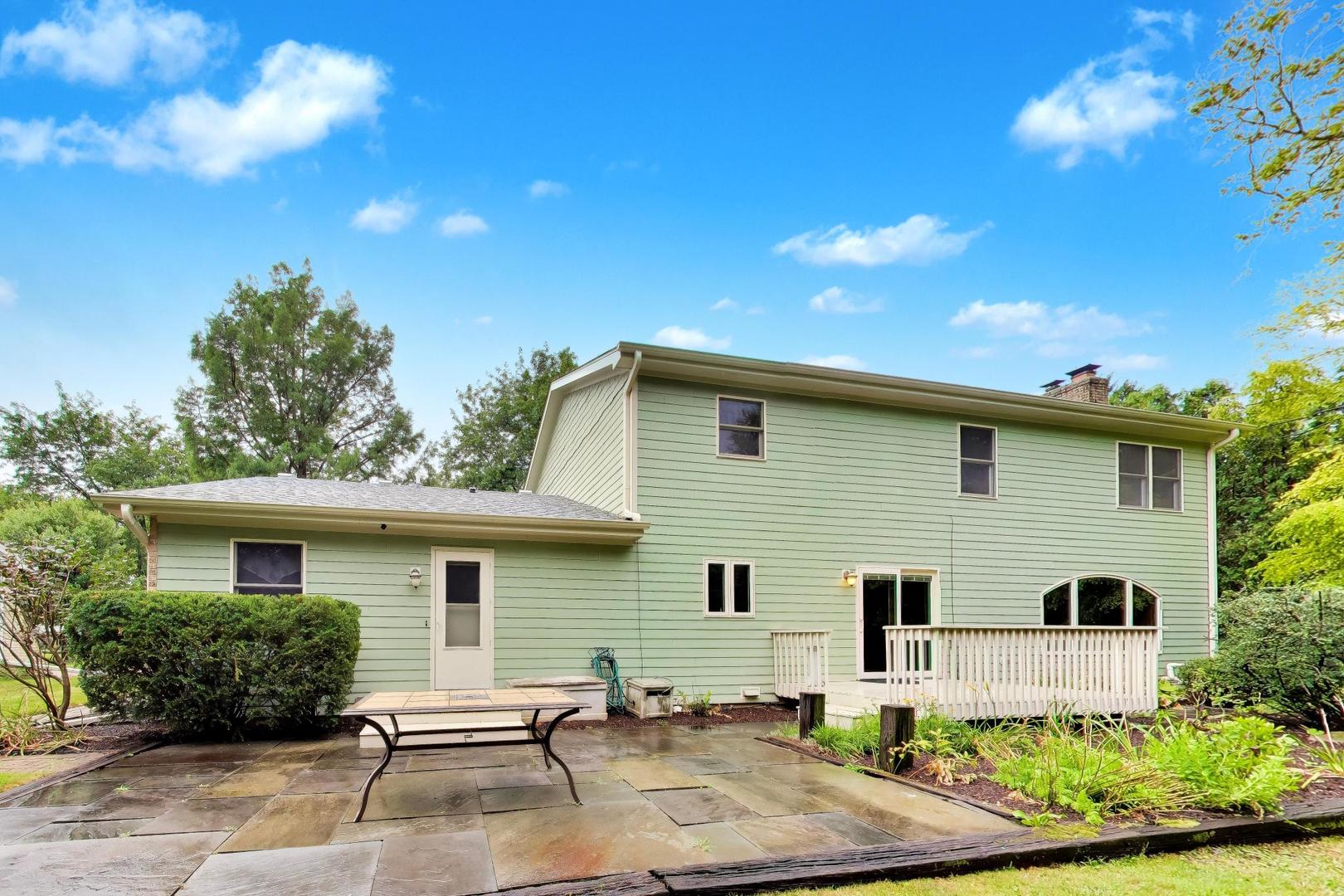 2302 Lisa Court