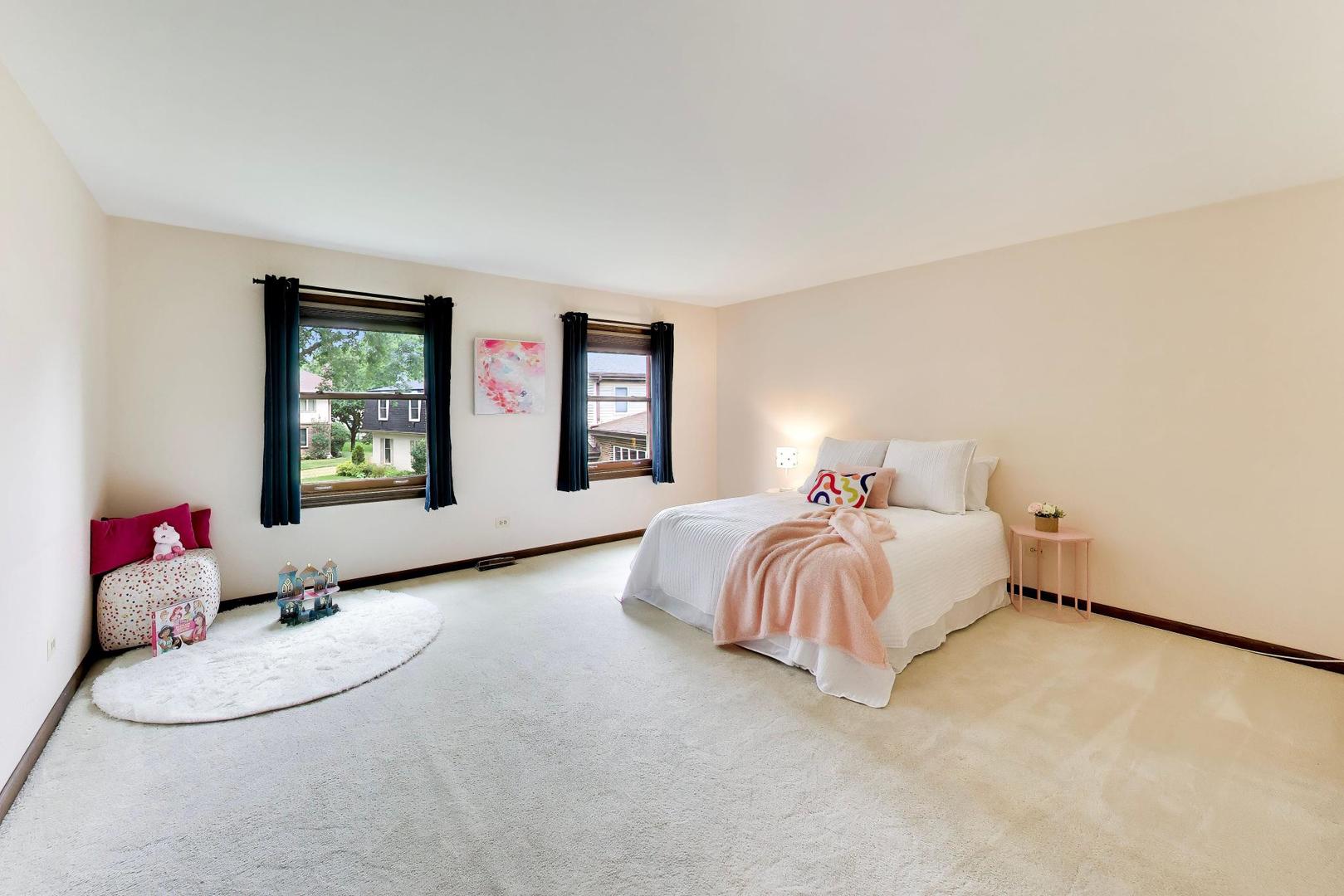 2302 Lisa Court