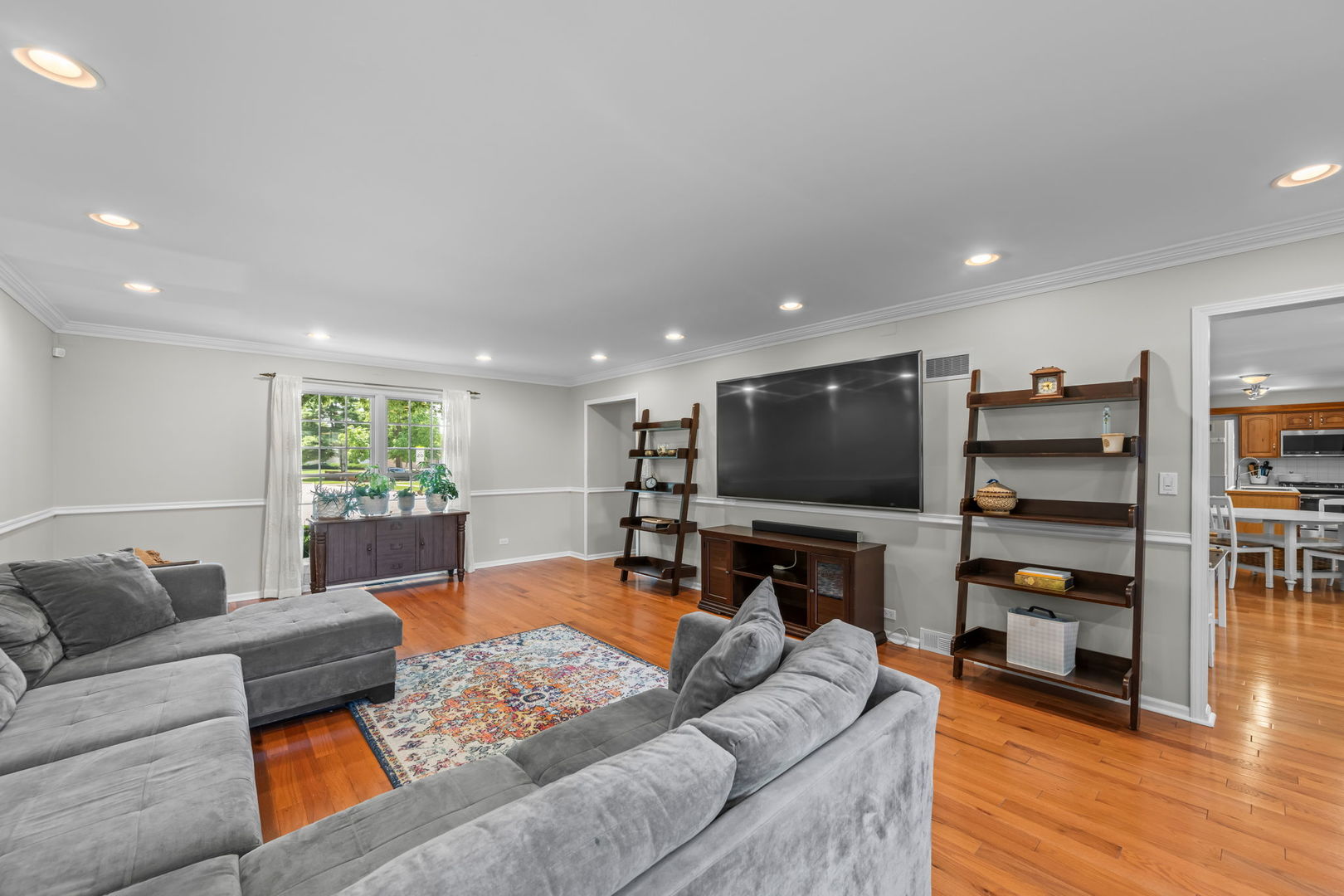 530 PINECROFT Drive