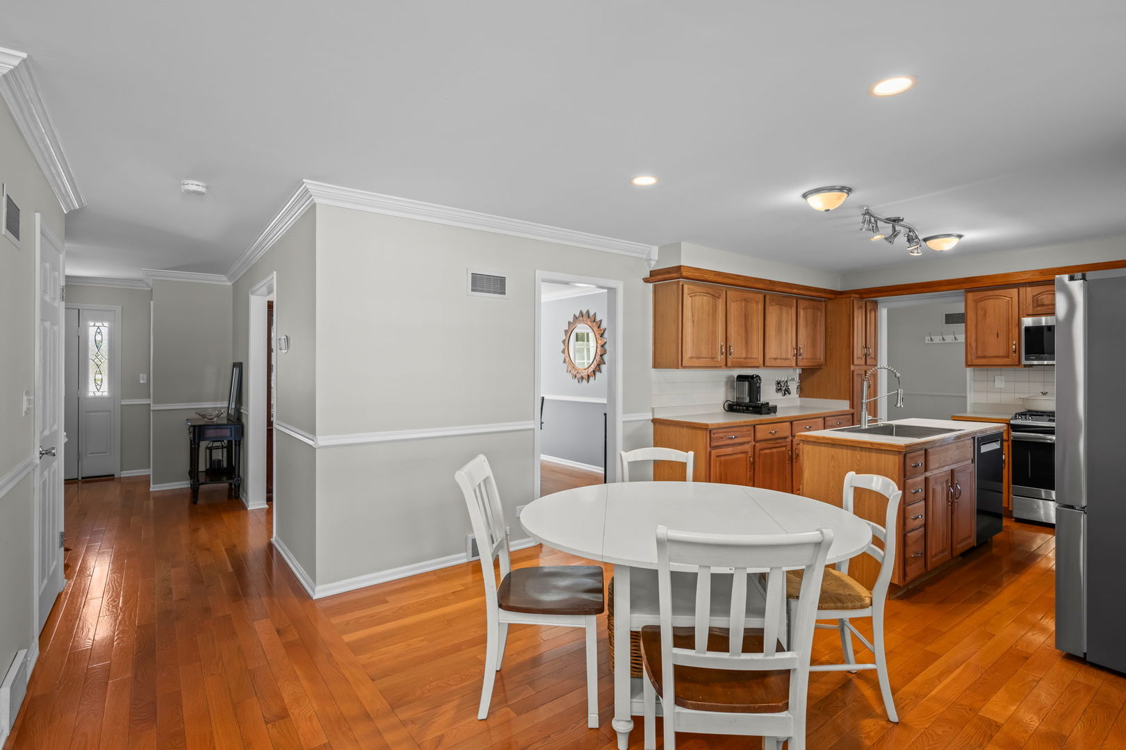 530 PINECROFT Drive