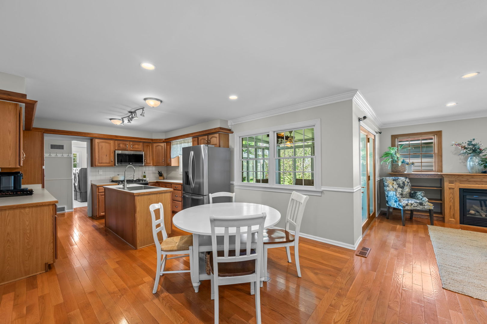 530 PINECROFT Drive