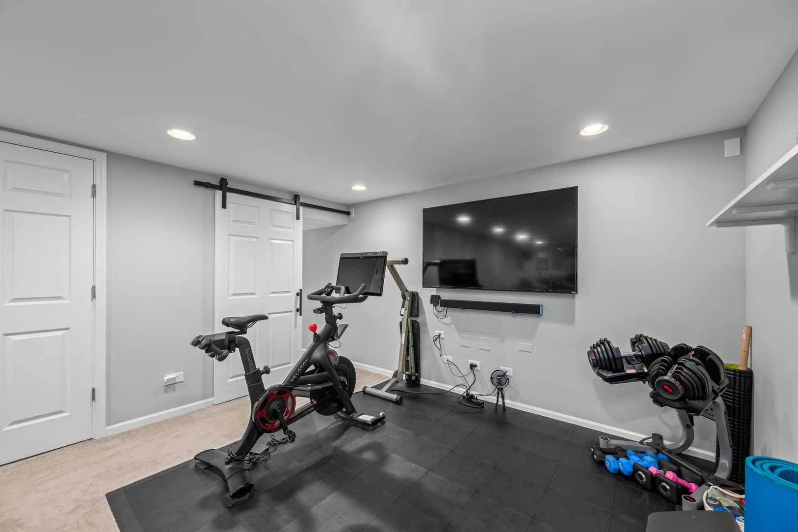 530 PINECROFT Drive