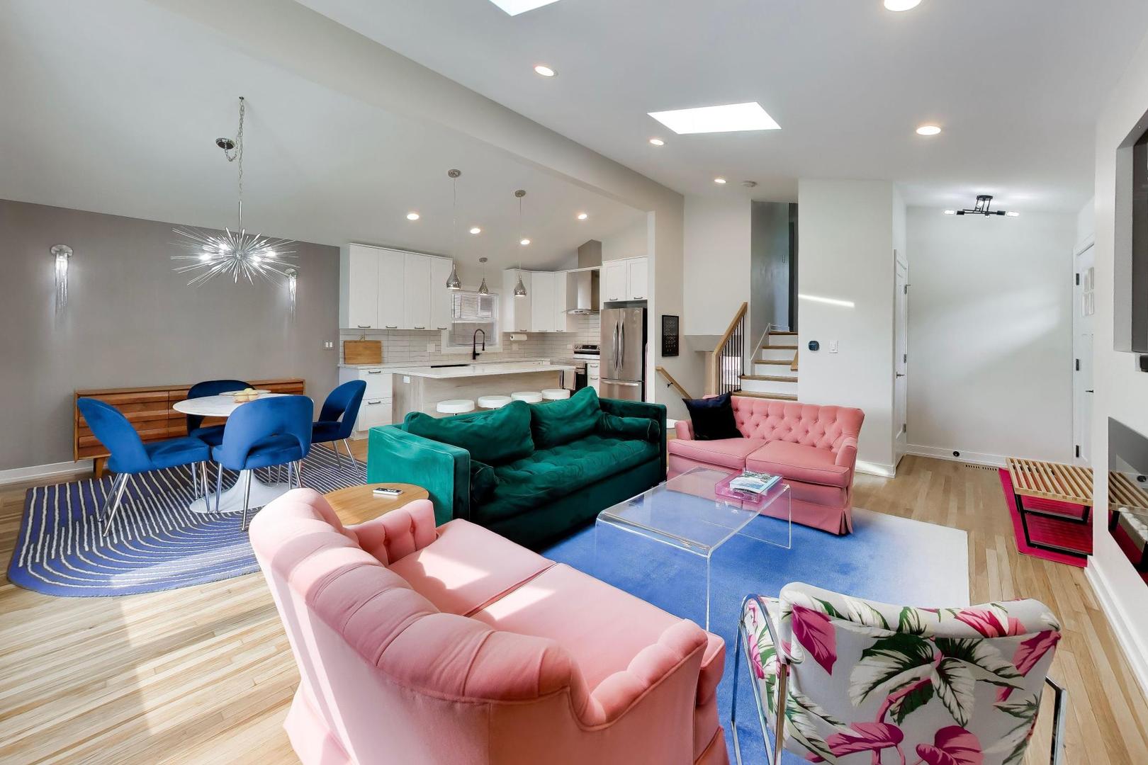 3 W White Oak Street
