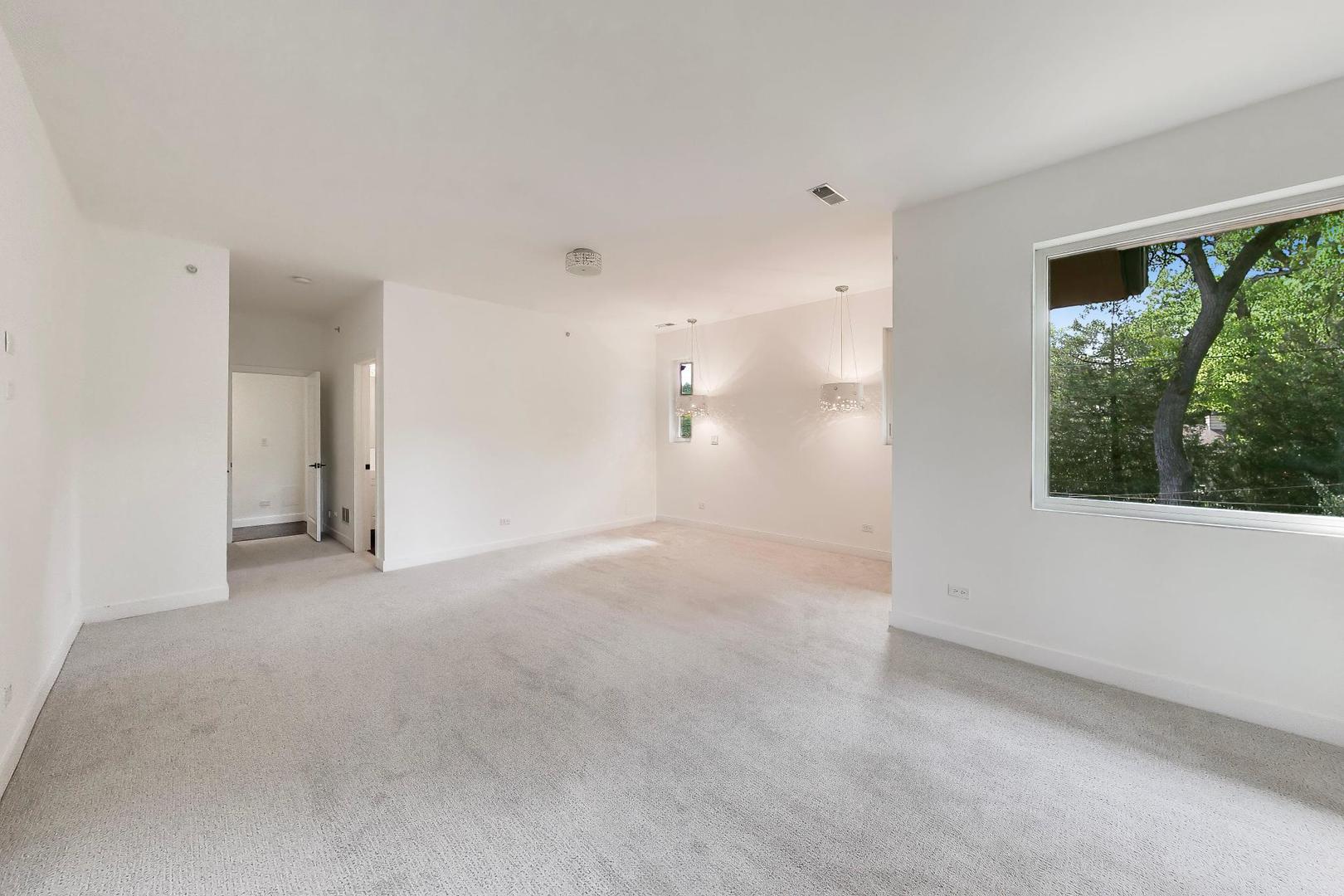 10 Picton Road