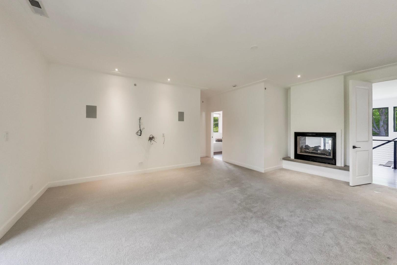 10 Picton Road