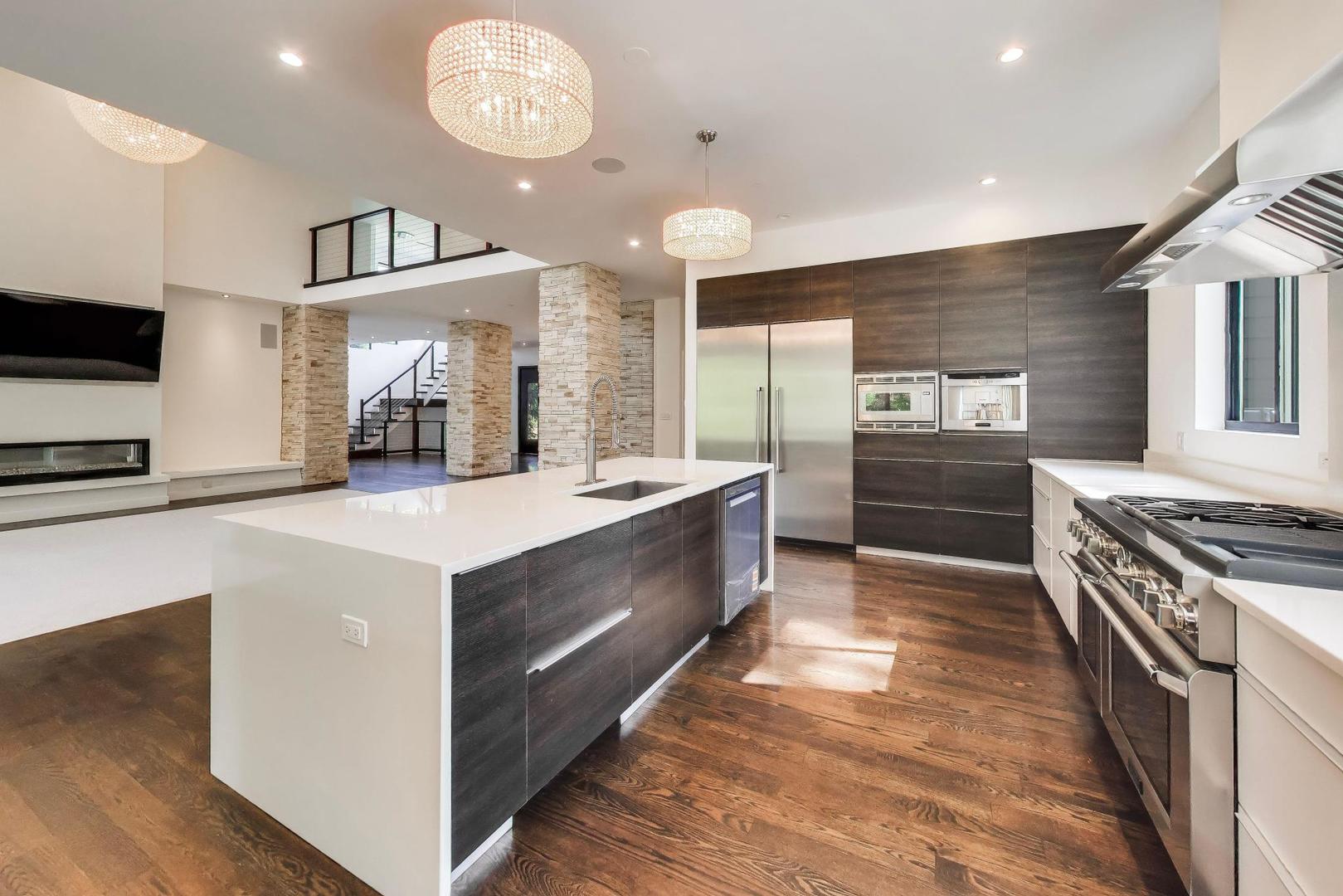 10 Picton Road