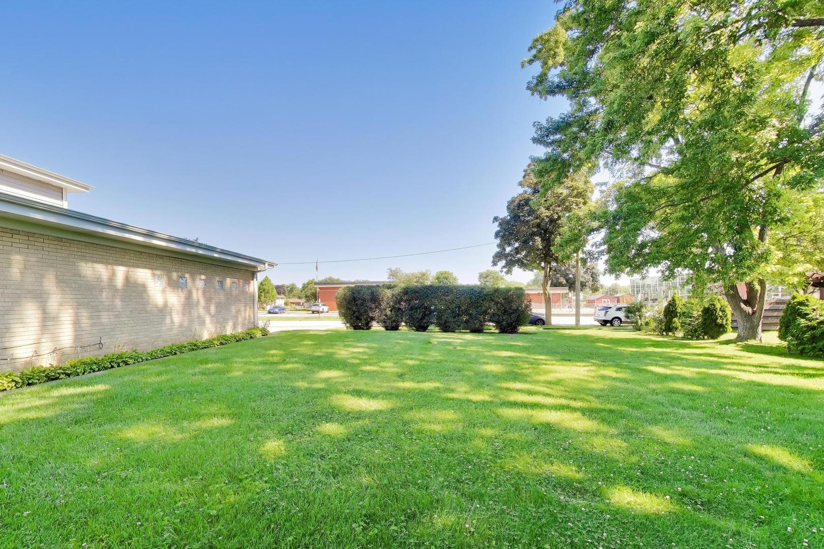 2505 E Mayfair Road