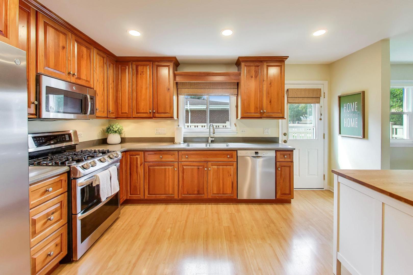 2505 E Mayfair Road