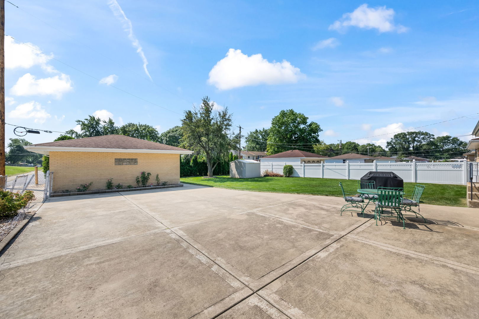 603 W Saint Aubin Drive