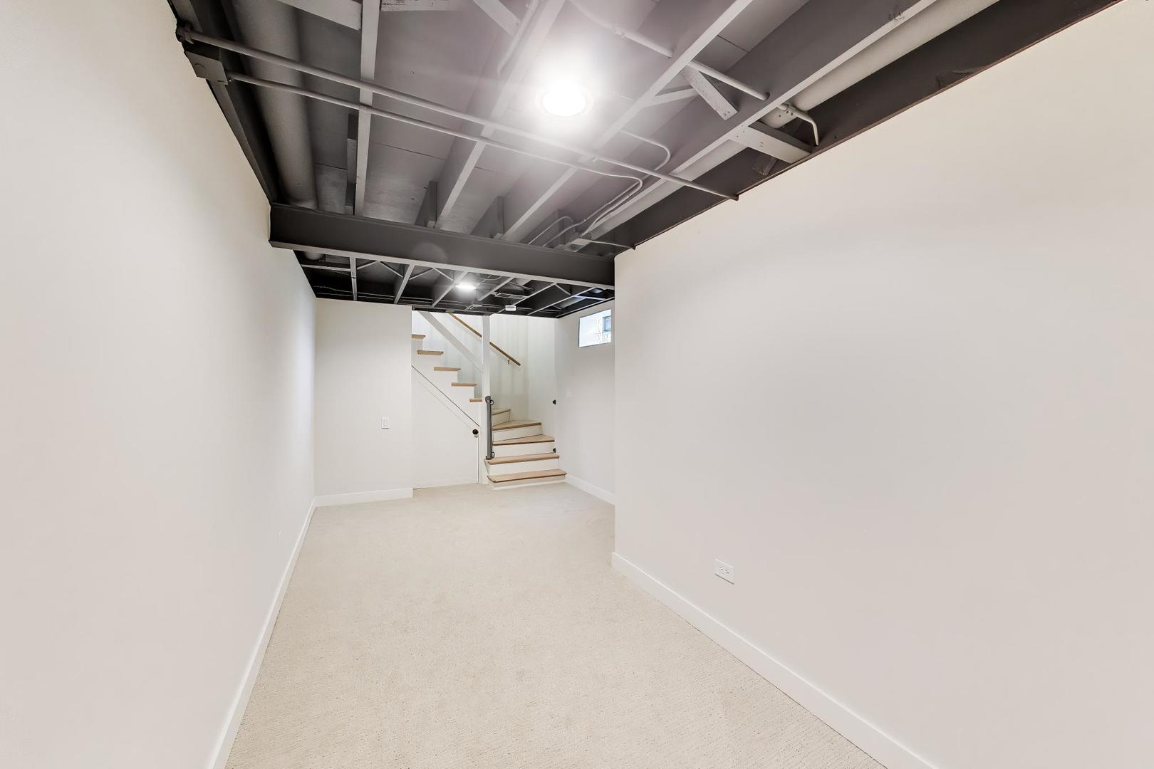 539 S Evergreen Avenue