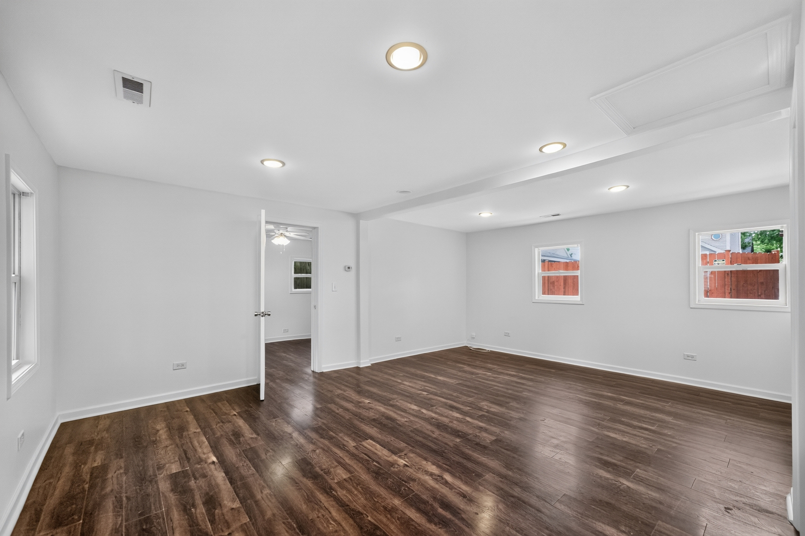 1337 Henry Street Unit: CH
