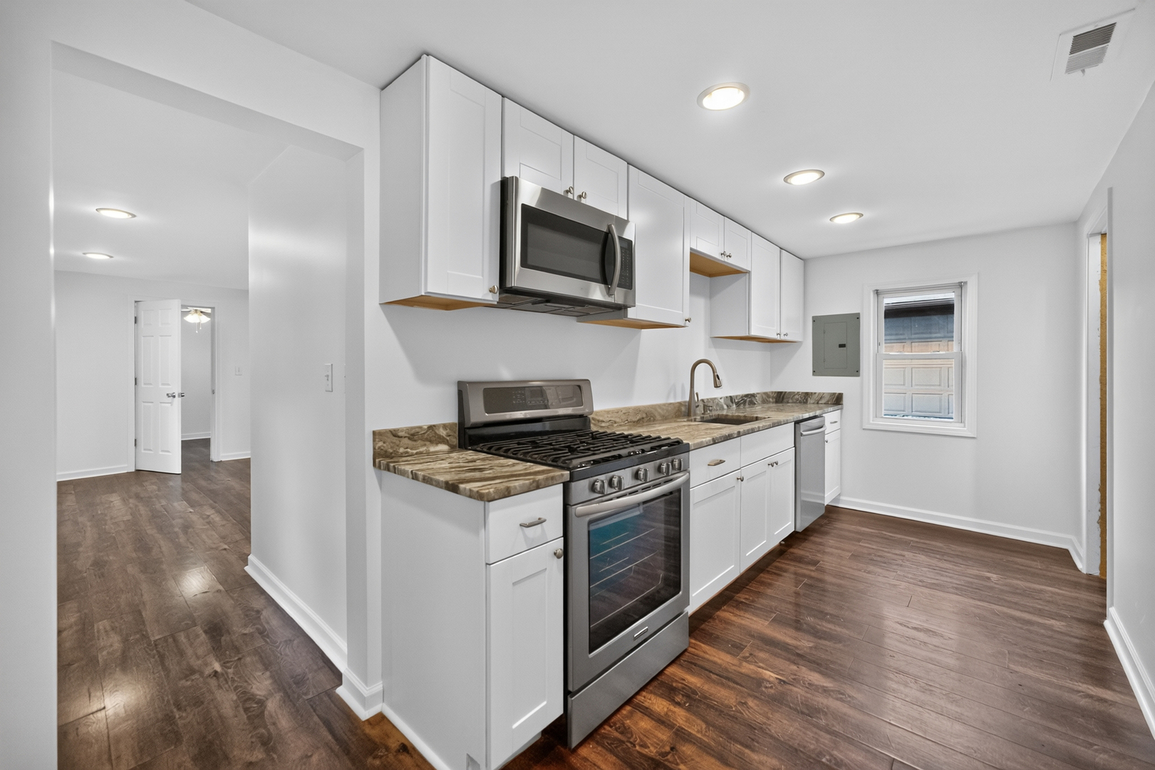 1337 Henry Street Unit: CH