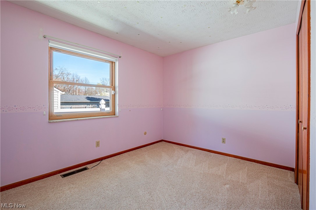 2868 Burnside Street