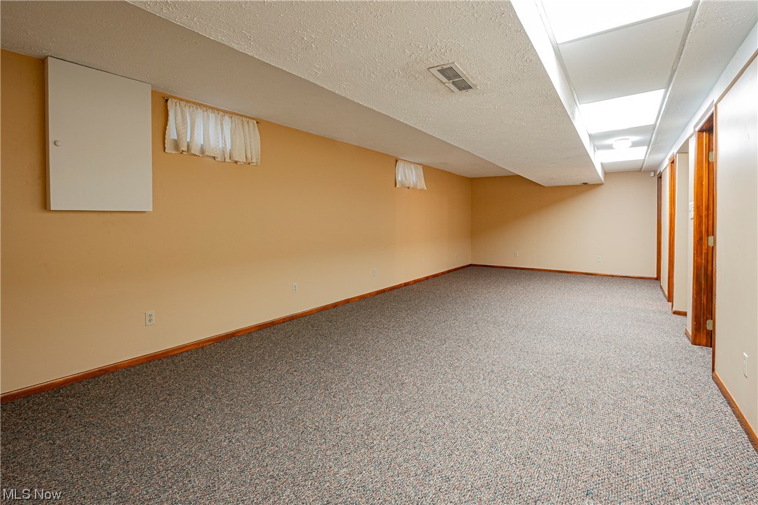 2868 Burnside Street