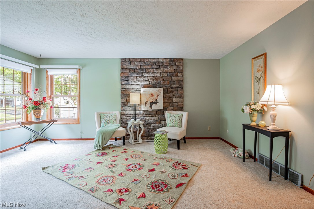 2868 Burnside Street