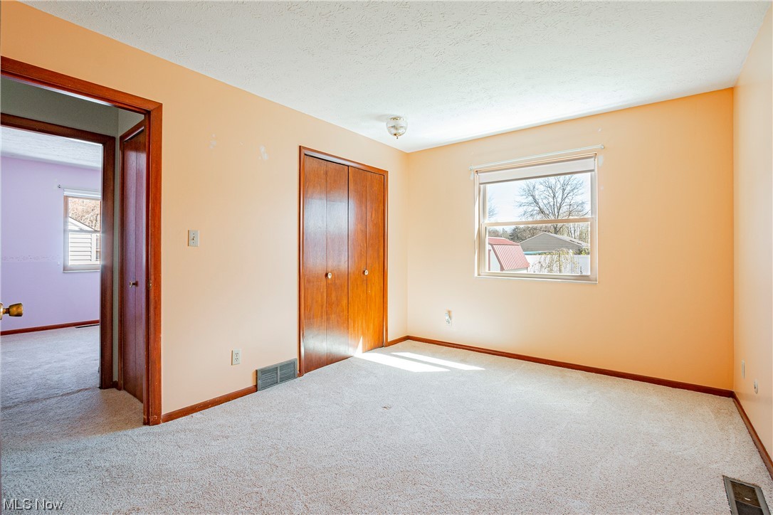 2868 Burnside Street