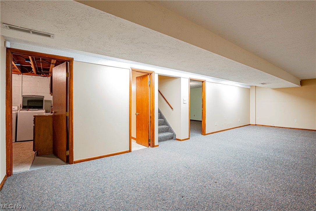 2868 Burnside Street