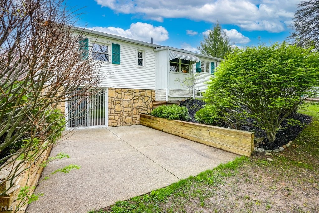 1484 Elm Grove Avenue