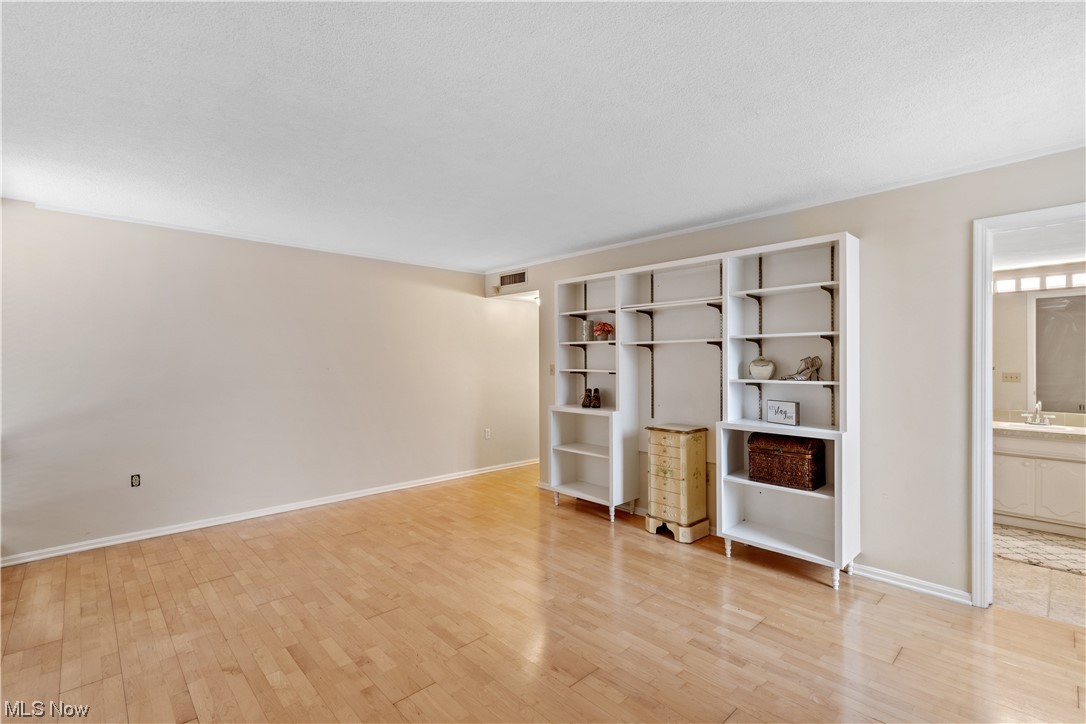 2365 Covington Road 123