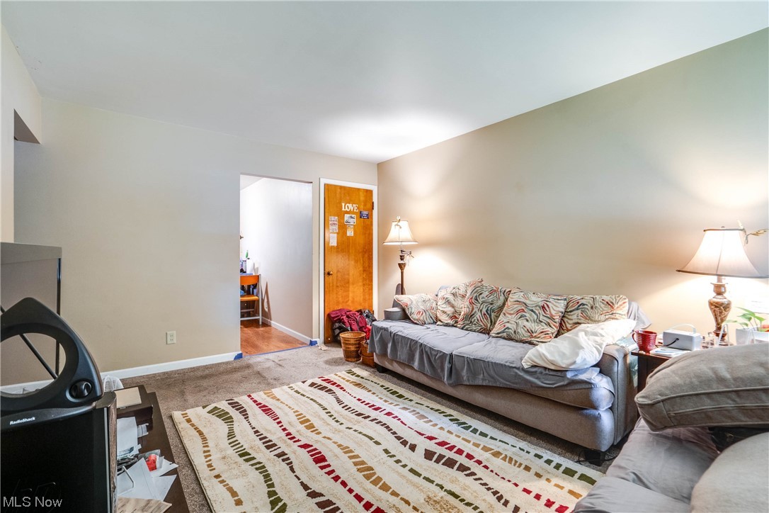 2579-2581 Benton Avenue