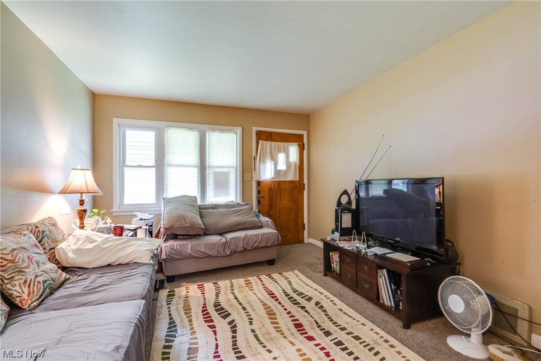 2579-2581 Benton Avenue