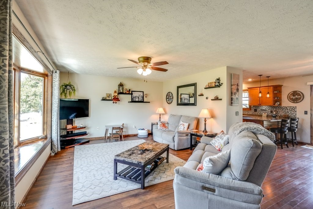 3368 Genoa Avenue SW