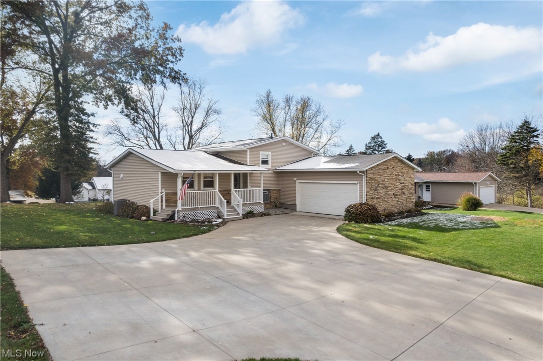 3052 Lee Knoll Street