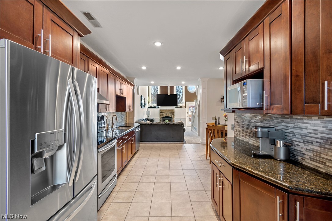 1545 Heron Point Drive