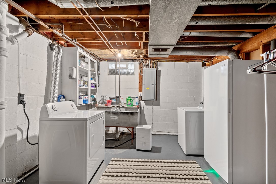 549 Wedgemere Avenue