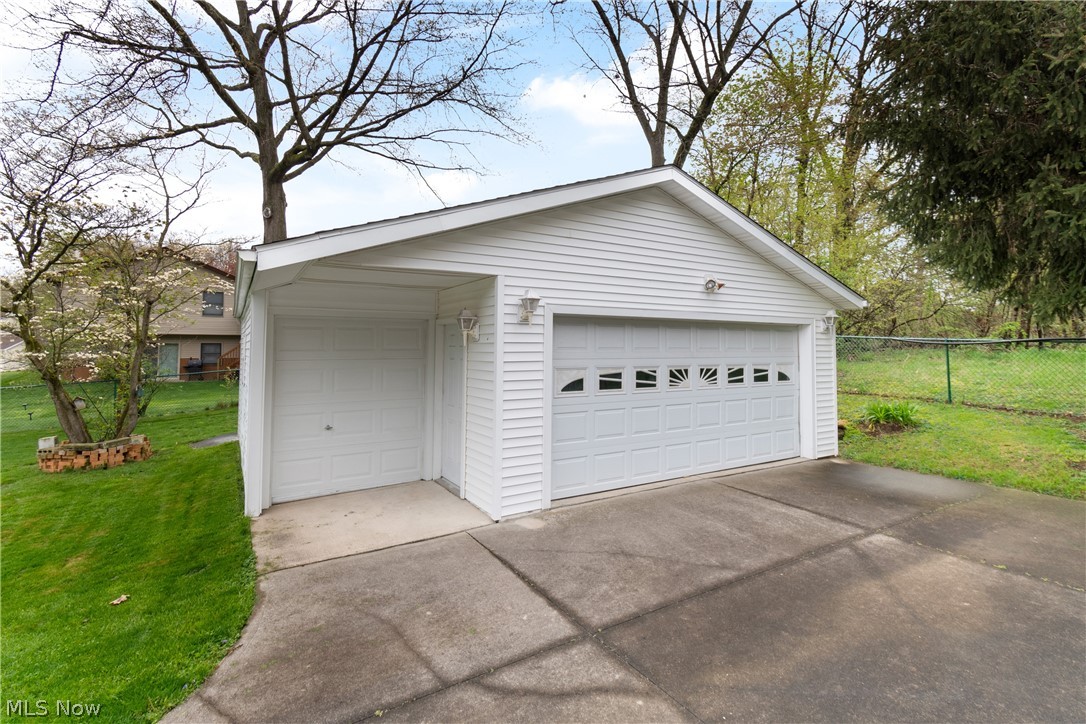 2225 Delaware Avenue