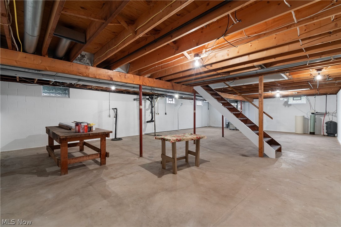 2225 Delaware Avenue