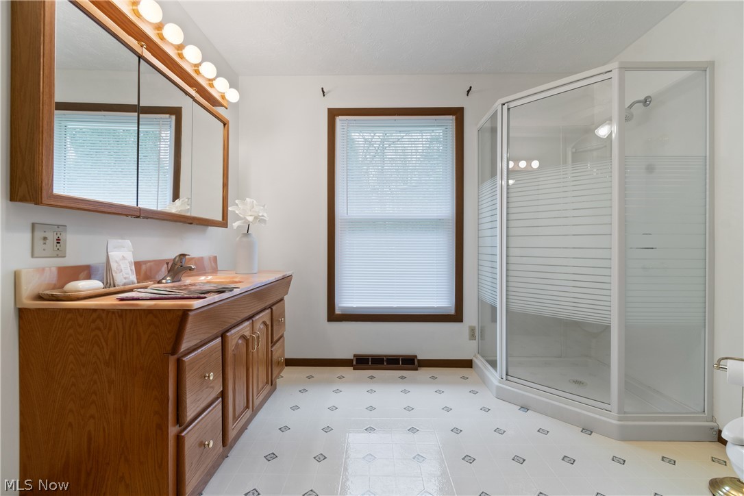 2225 Delaware Avenue