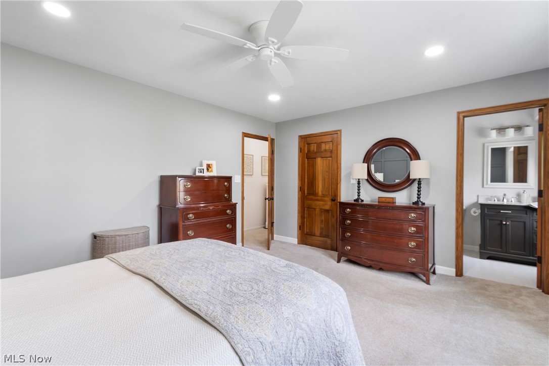 6669 Arlington Drive