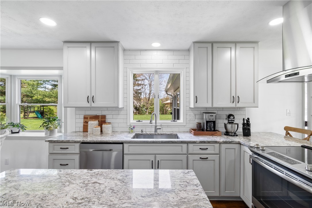 6669 Arlington Drive