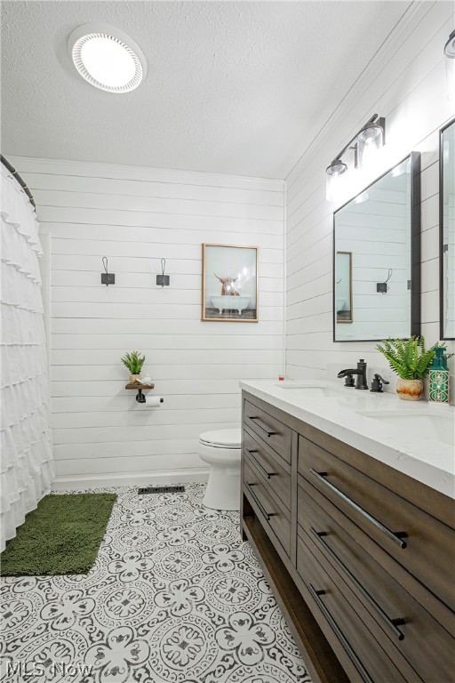 2159 Field Circle Avenue