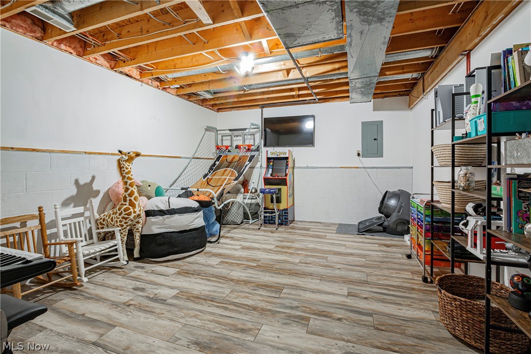 2159 Field Circle Avenue