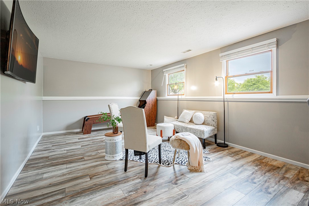 2159 Field Circle Avenue