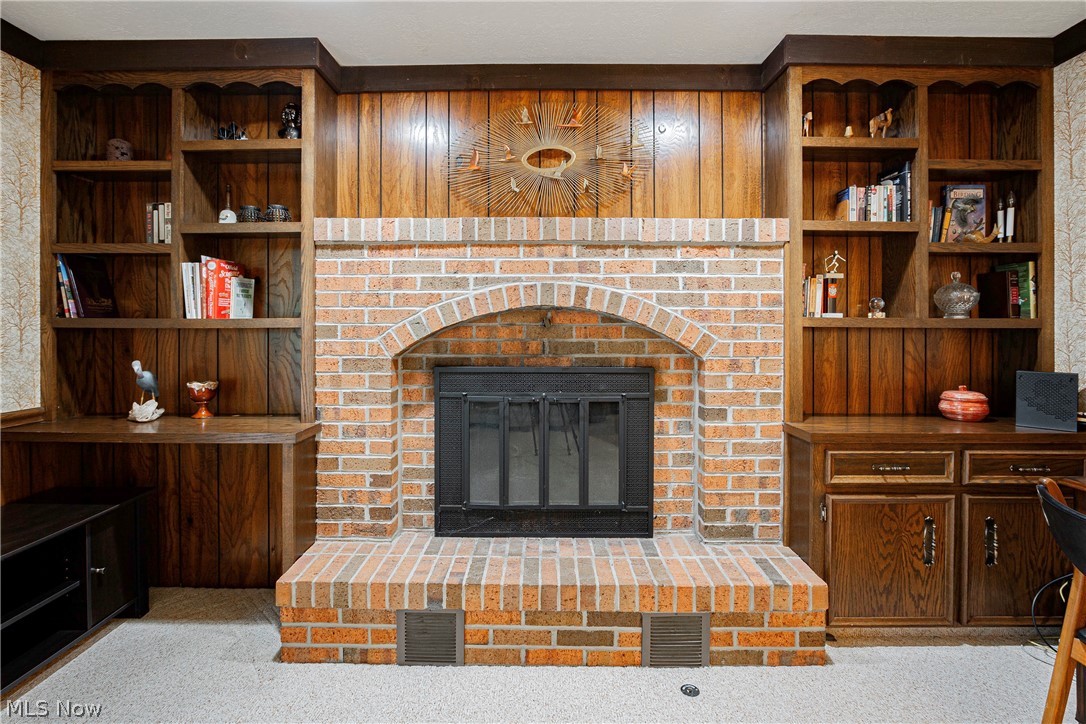 3191 Laurelridge Street NW