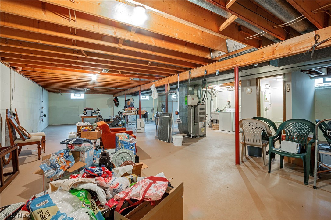 3191 Laurelridge Street NW