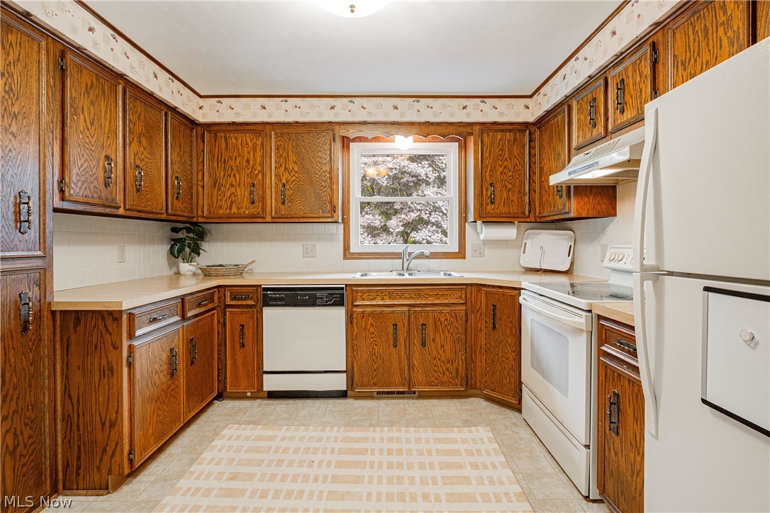 3191 Laurelridge Street NW