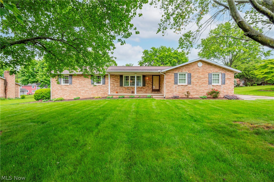 3191 Laurelridge Street NW