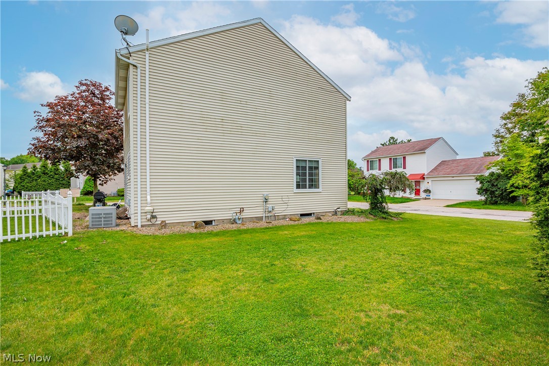 1095 Bennington Court