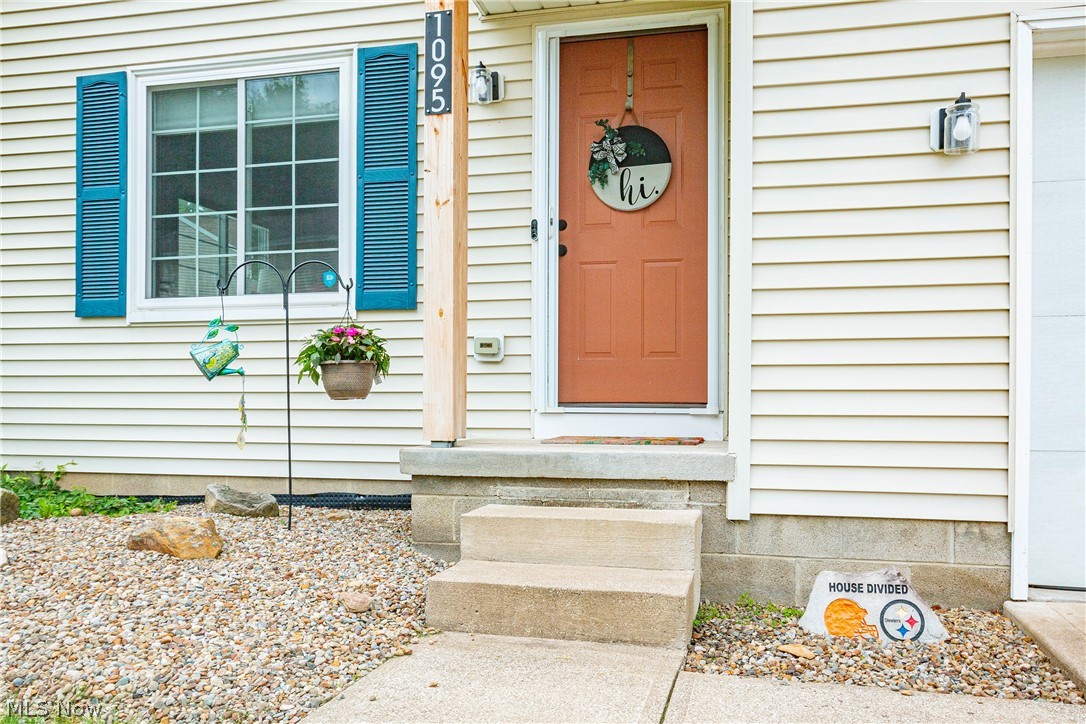 1095 Bennington Court