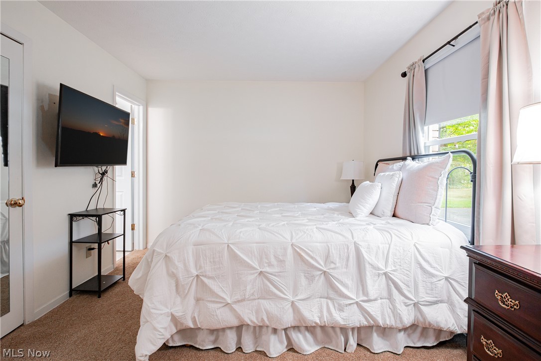 9345 Summit Street NW