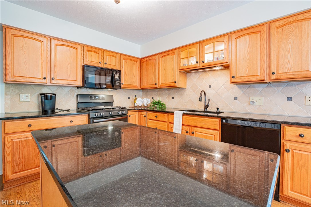 9345 Summit Street NW